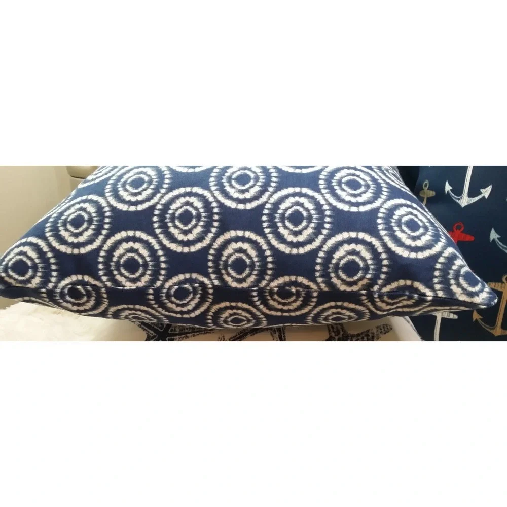 Bryant Throw Pillow Cover 20x20 Zipper Cotton Blue White Nagoya Geo Chambray NEW